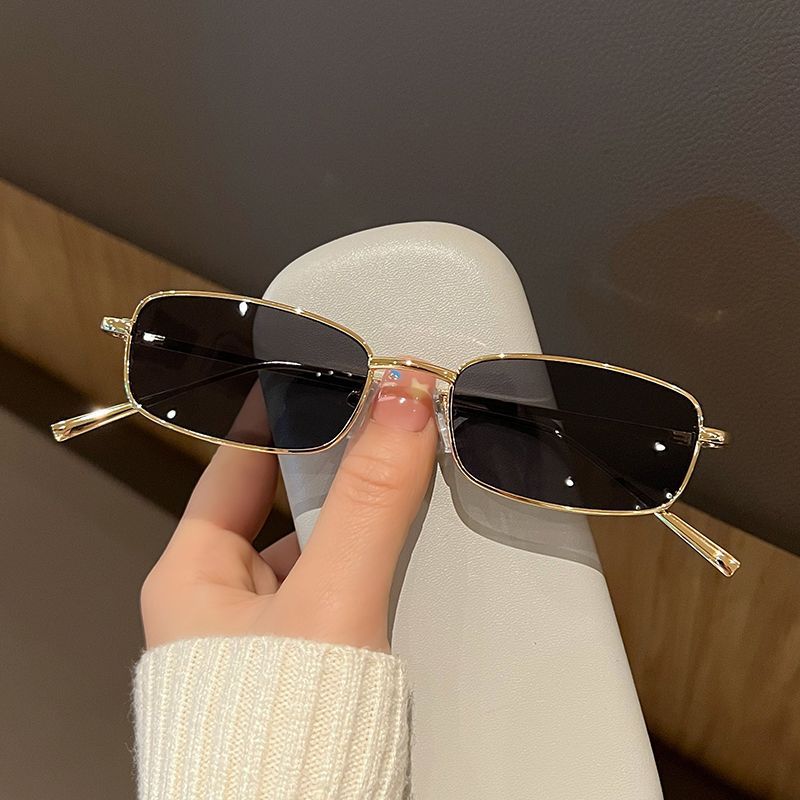 Nuovi Occhiali da Sole Rettang - Designer Sunglasses recensione e prezzo
