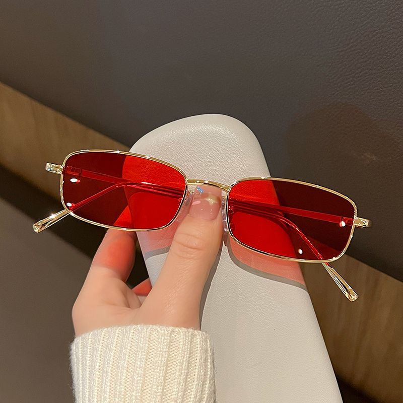Nuovi Occhiali da Sole Rettang - Designer Sunglasses recensione e prezzo