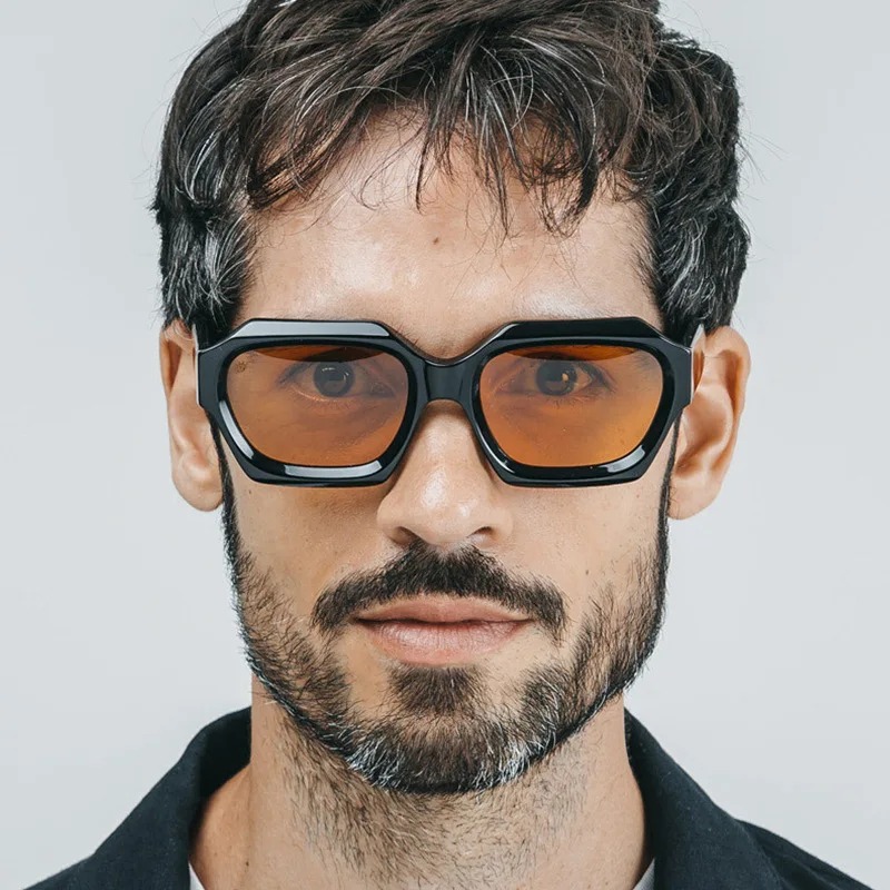 Occhiali da sole quadrati alla - Designer Sunglasses recensione e prezzo