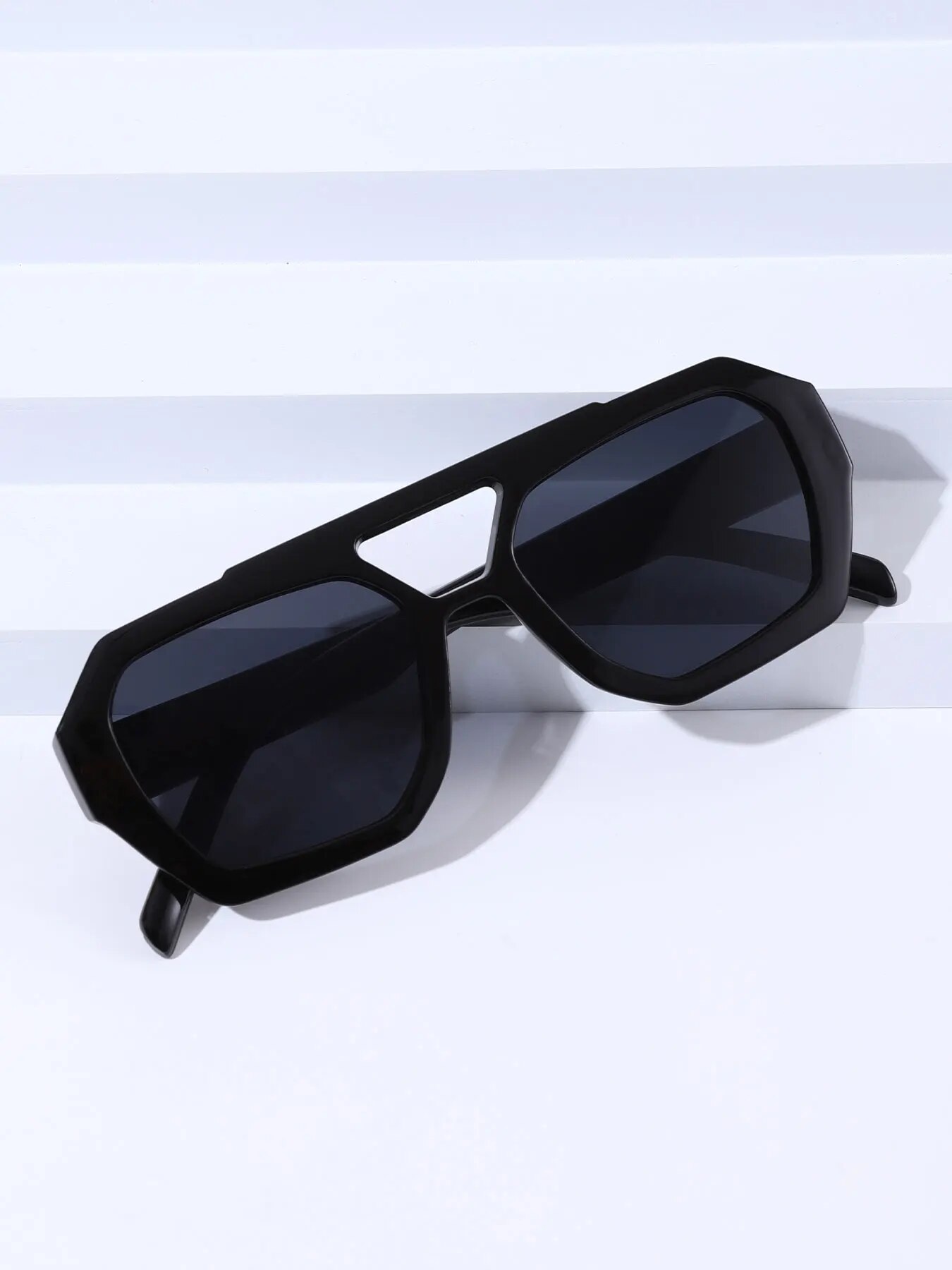 Occhiali da Sole Vintage Quadr - Designer Sunglasses recensione e prezzo