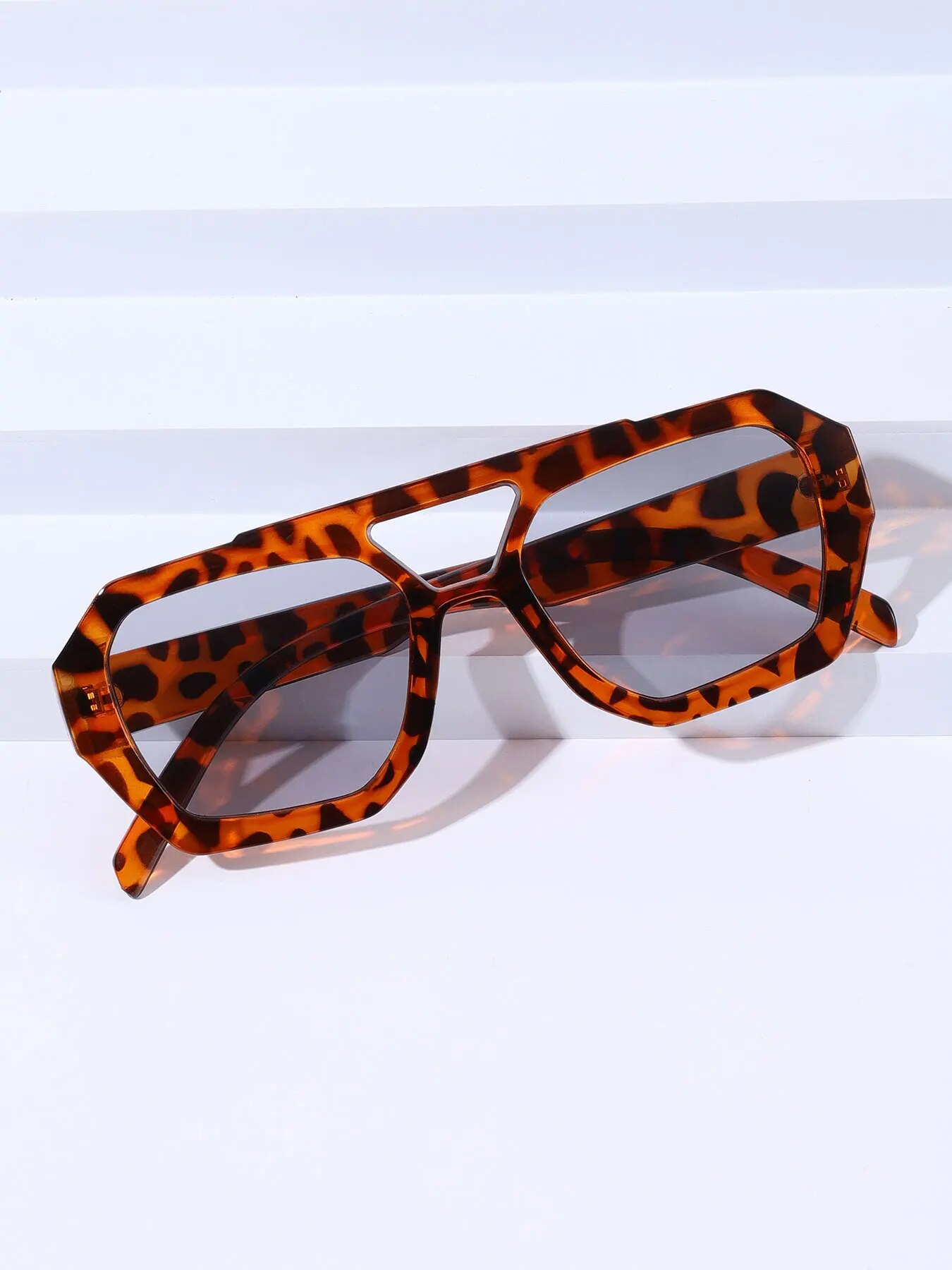 Occhiali da Sole Vintage Quadr - Designer Sunglasses recensione e prezzo