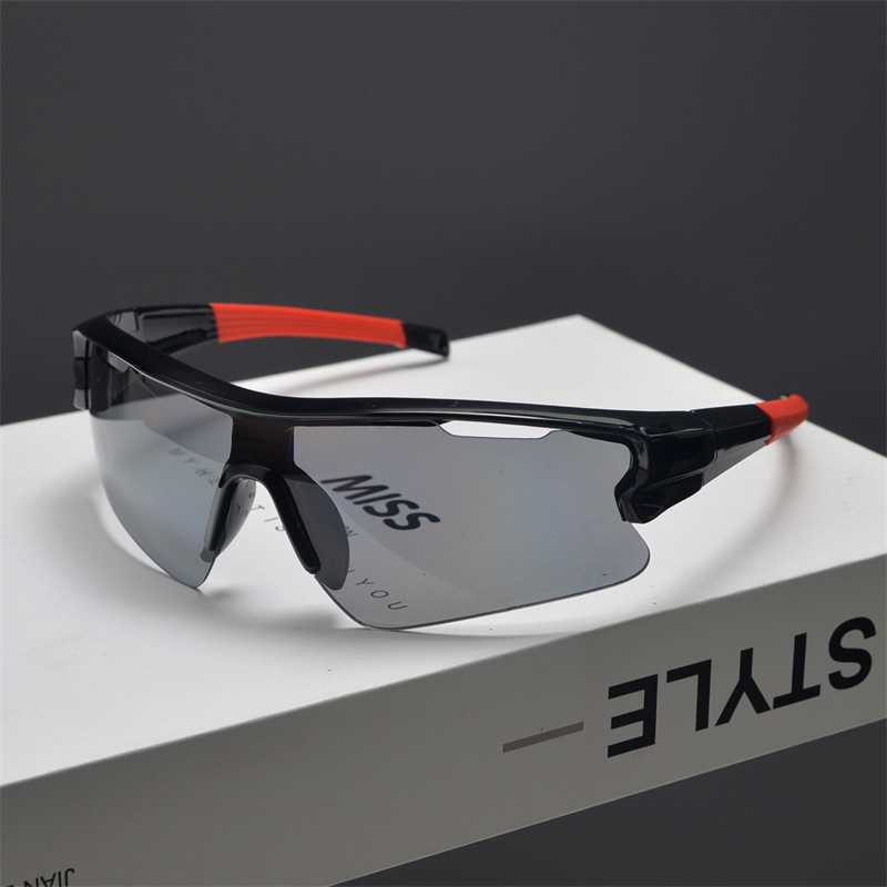Nuovi occhiali da sole in stil - Sunglasses Uv400 recensione e prezzo