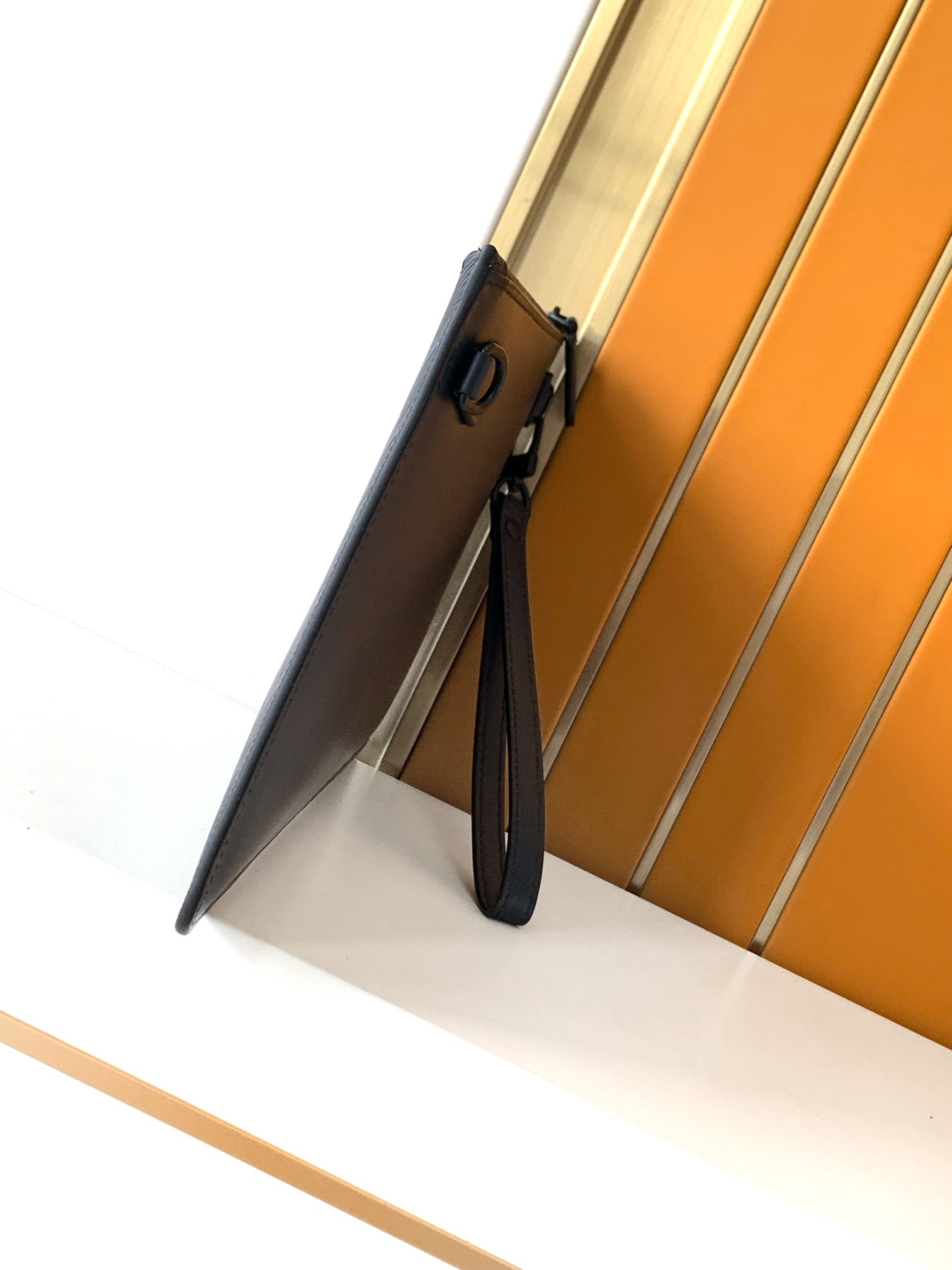 Borsa a Mano in Pelle Goffrata - Leather Wallet Men recensione e prezzo